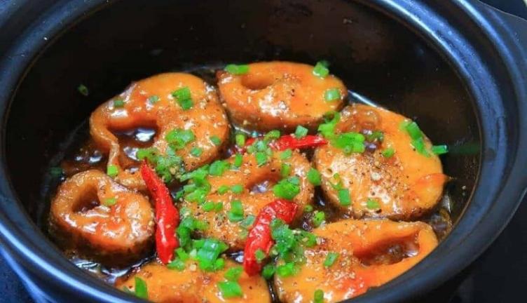 Cách kho cá bằng nồi nấu chậm ngon